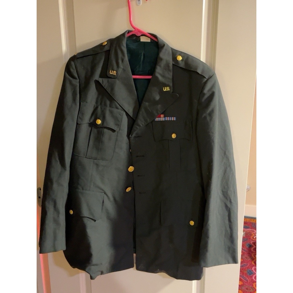 Vintage US Army Green 42R Dress Uniform Coat Vietnam Era Ribbons AG-344